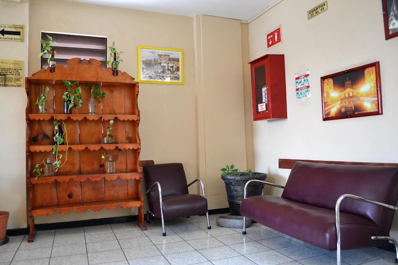 Hotel Janeiro Guadalajara Ngoại thất bức ảnh