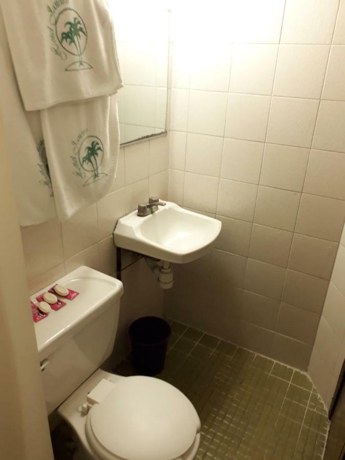 Hotel Janeiro Guadalajara Ngoại thất bức ảnh