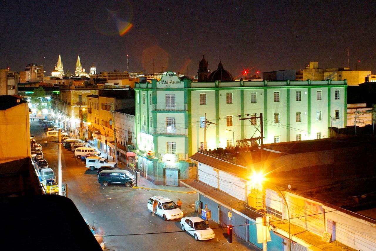 Hotel Janeiro Guadalajara Ngoại thất bức ảnh